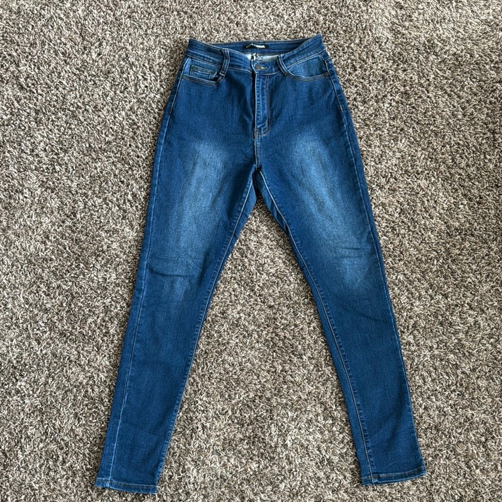 Fashion Nova  Highwaist Blue Women's Jeans